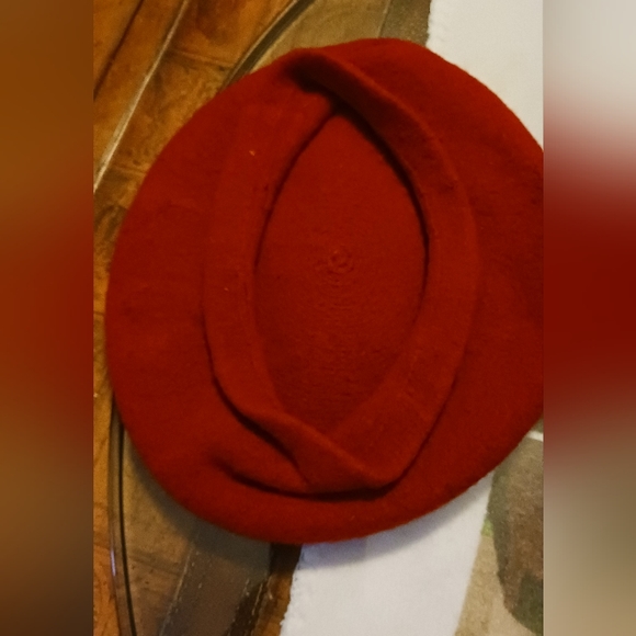 Cute Red Wool French Beret for Girls or Ladies - Picture 2 of 4